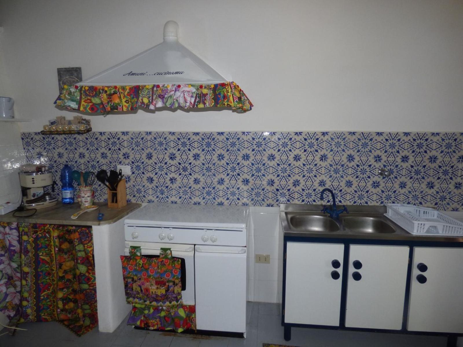 Relais Dei Mori Home Palermo Casteldaccia Buitenkant foto
